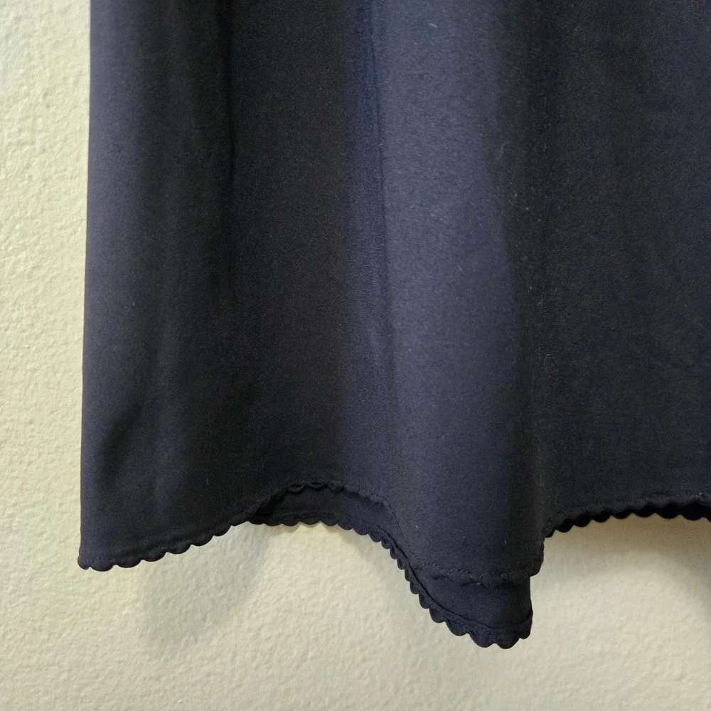 Vanity Fair Vintage Black Full Slip Slipdress Pleated Bodice Scalloped Hem Sz 36